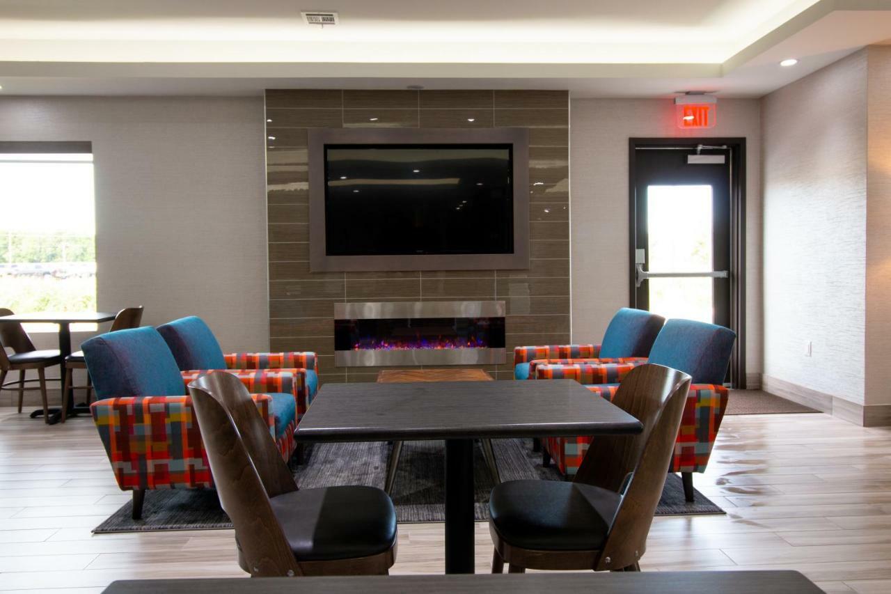 Hotel Pryor Pryor Creek Bagian luar foto