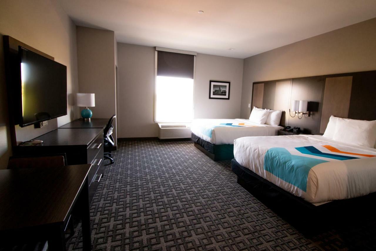 Hotel Pryor Pryor Creek Bagian luar foto