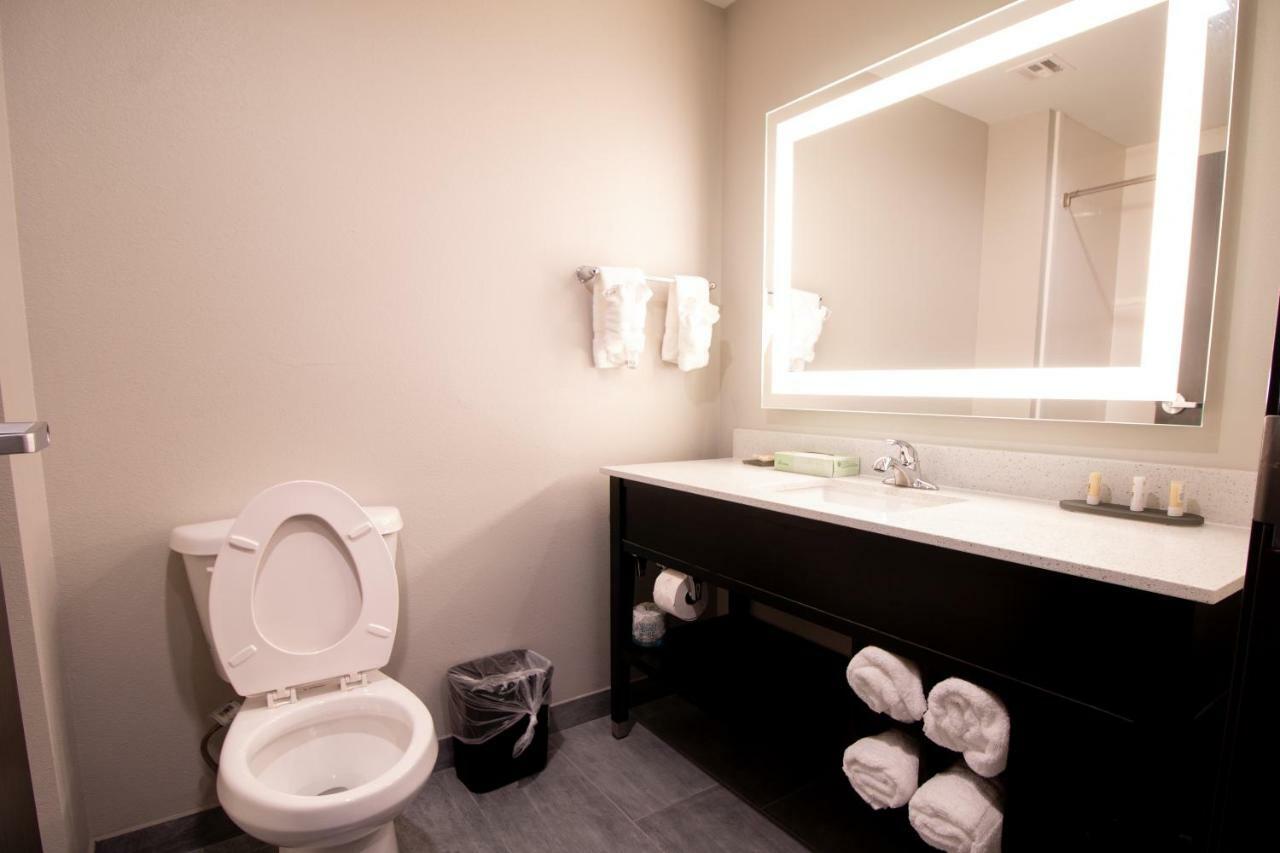 Hotel Pryor Pryor Creek Bagian luar foto